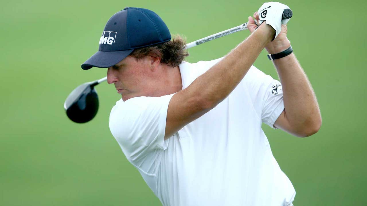 PGA Championship: Mickelson back in mix, just 3 shots back